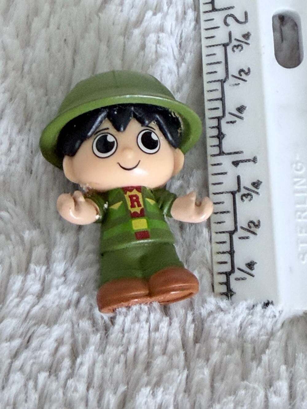 Ryan's World Ranger Ryan Figure Mini Toy - Picture 5 of 5